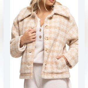 BLU PEPPER Houndstooth Faux Shearling Jacket In Beige large